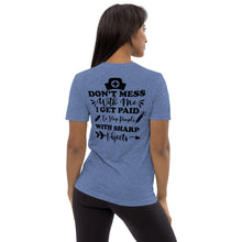 Load image into Gallery viewer, Sharp objects - Short sleeve t-shirt
